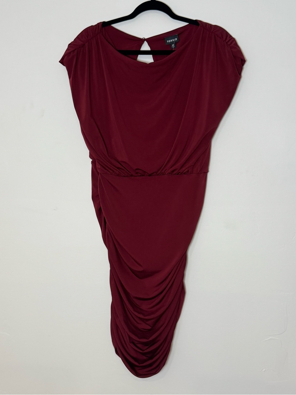 Torrid Burgundy Ruched Bodycon Dress Cocktail Studio Knit Size 00 NWT - Picture 2 of 7
